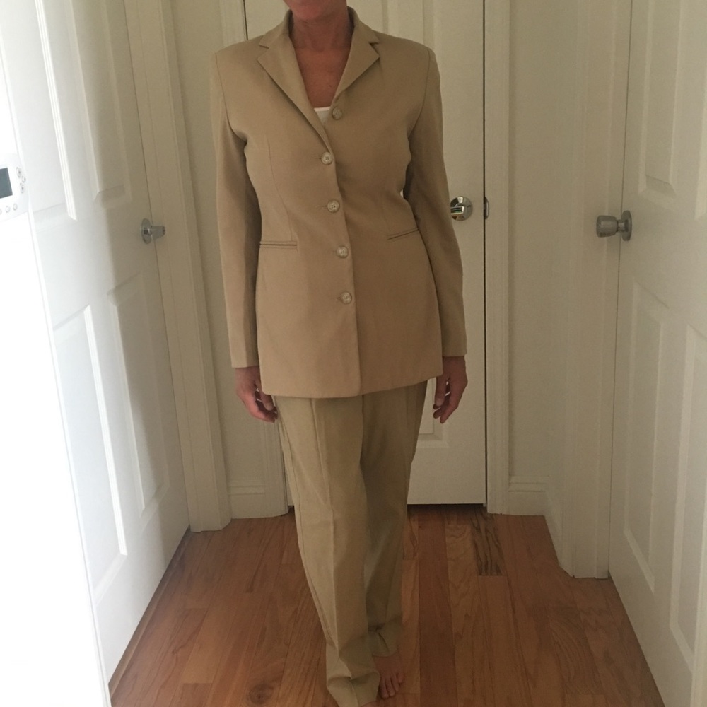 PARADOX Pant Suit